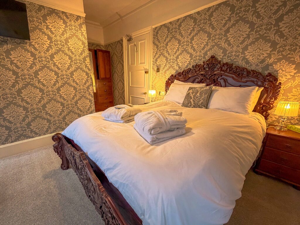 Room 2 - King Room with Balcony